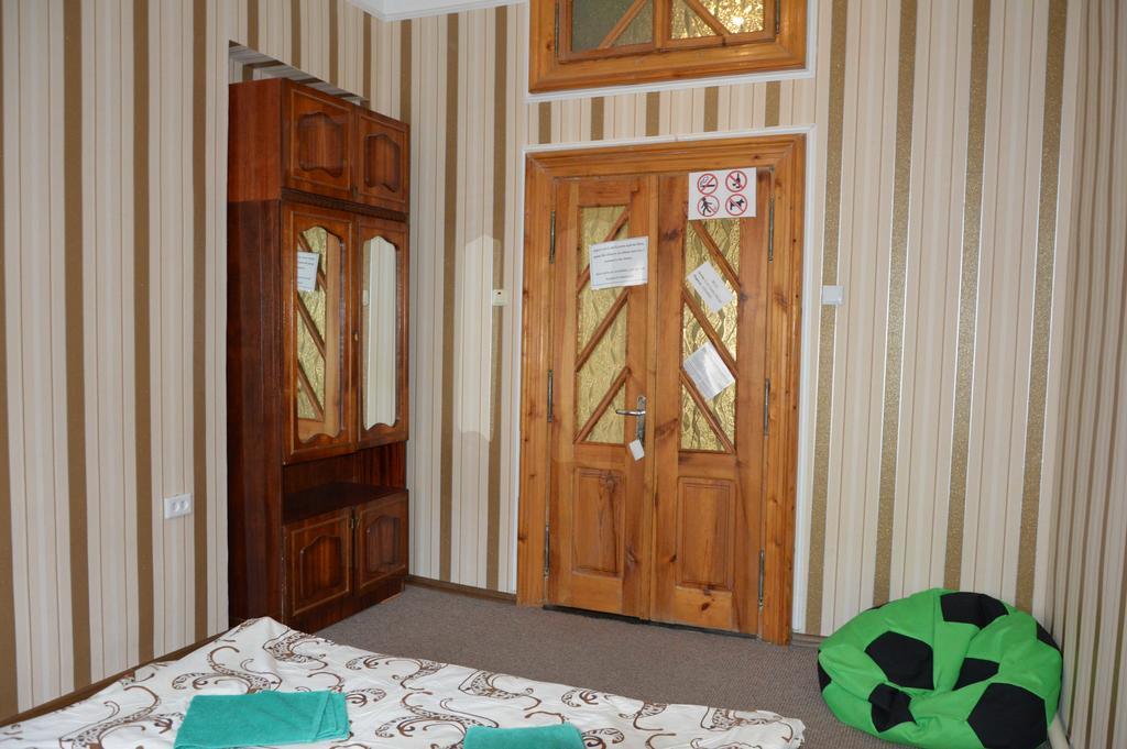 Lviv Lucky Hostel מראה חיצוני תמונה