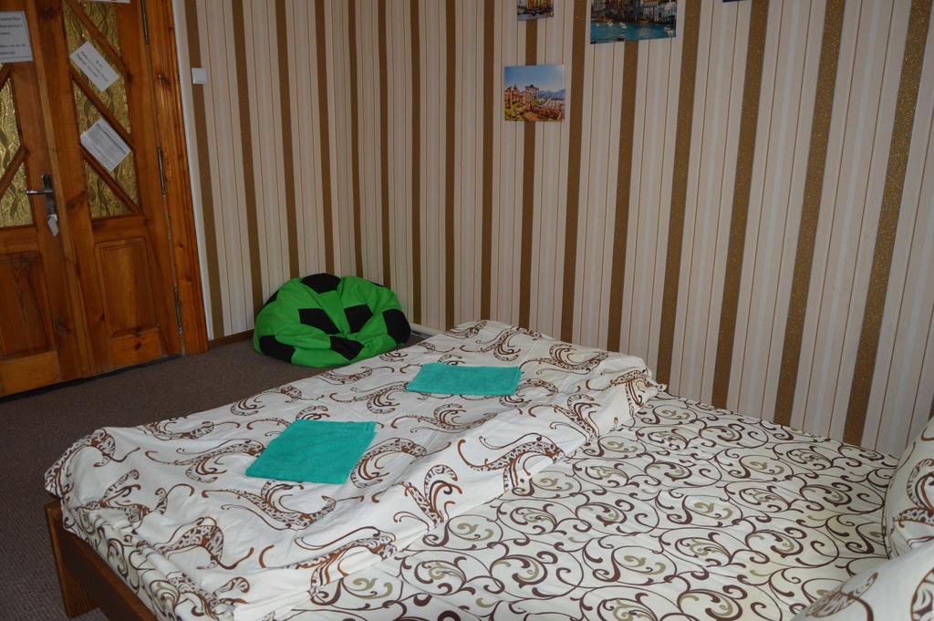 Lviv Lucky Hostel מראה חיצוני תמונה