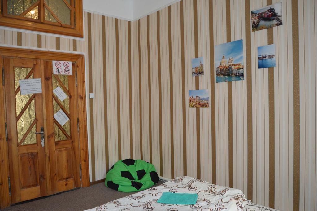 Lviv Lucky Hostel מראה חיצוני תמונה