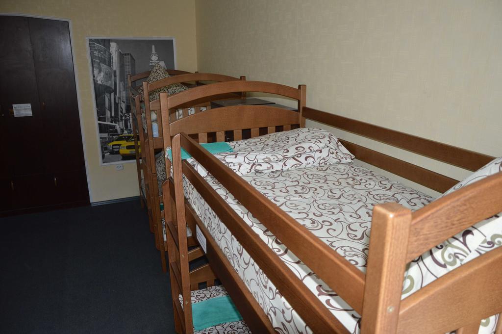 Lviv Lucky Hostel מראה חיצוני תמונה