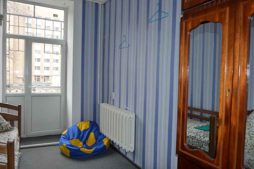 Lviv Lucky Hostel מראה חיצוני תמונה