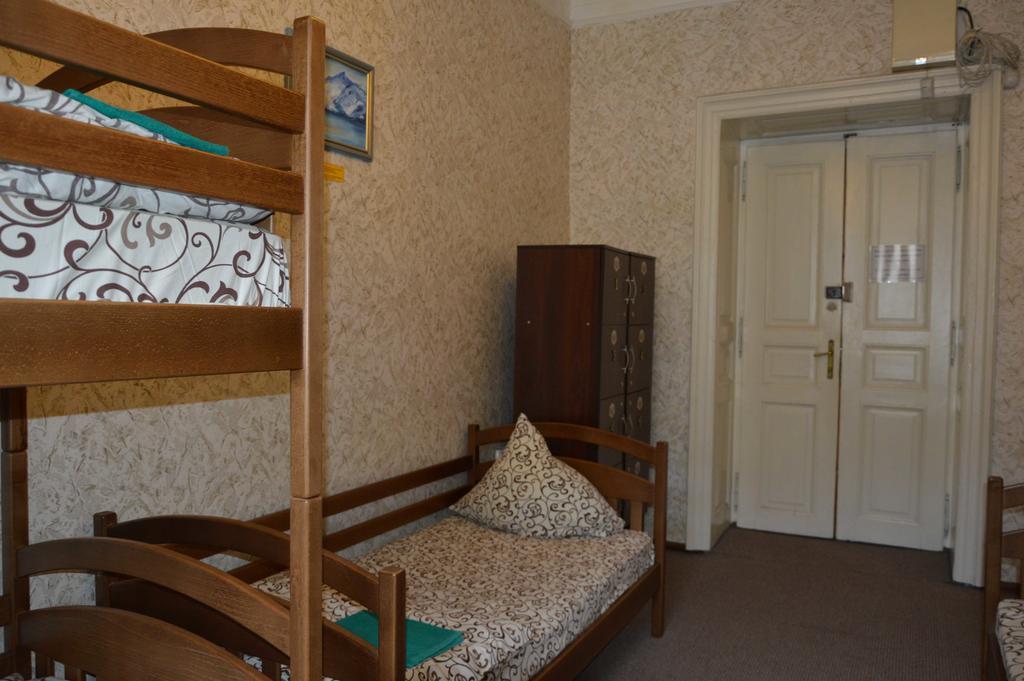 Lviv Lucky Hostel מראה חיצוני תמונה