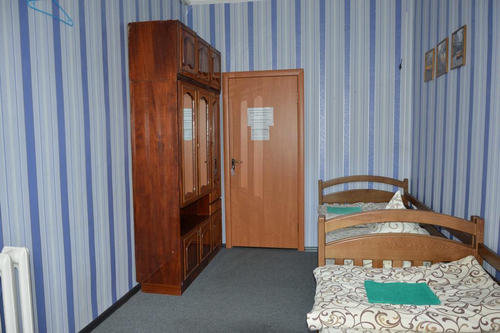 Lviv Lucky Hostel מראה חיצוני תמונה